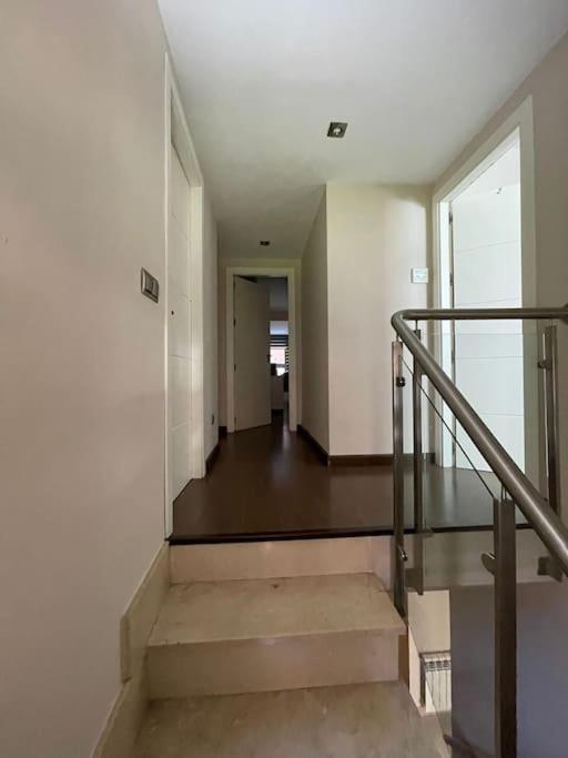 Impresionante Apartamento De 4 Dormitorios 3 Banos Y 2 Plazas De Garaje Madrid Bagian luar foto