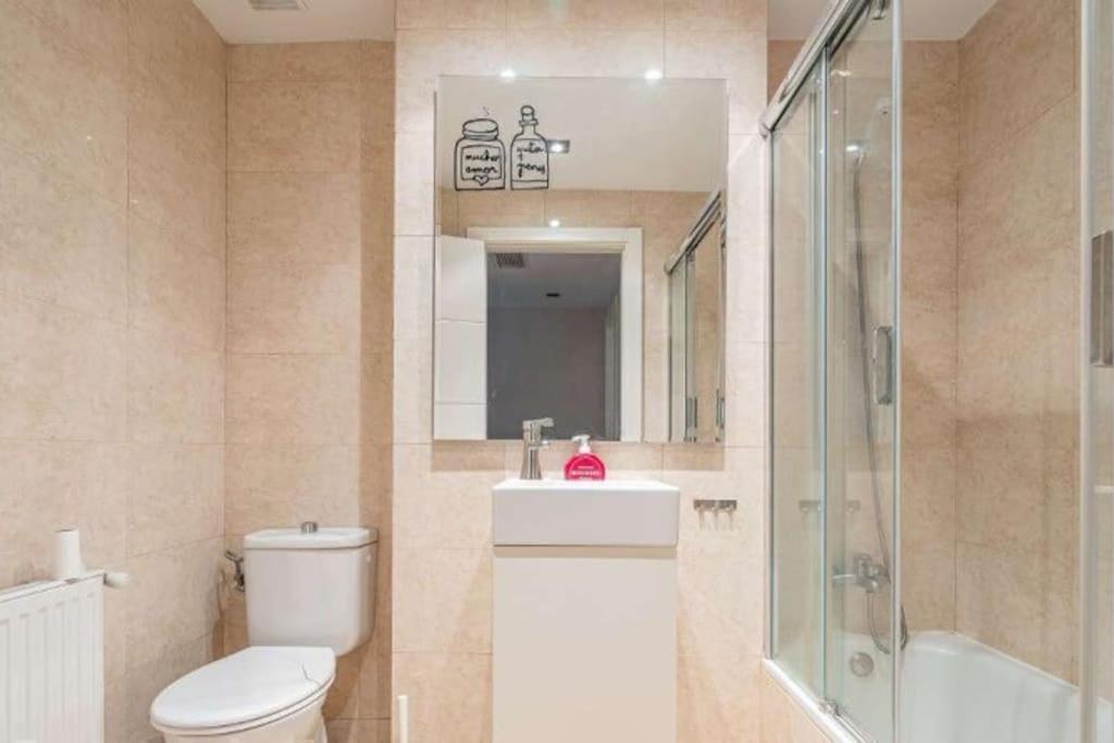 Impresionante Apartamento De 4 Dormitorios 3 Banos Y 2 Plazas De Garaje Madrid Bagian luar foto